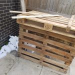 DIY Tiki Bar made from pallets