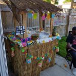 DIY Tiki Bar made from pallets